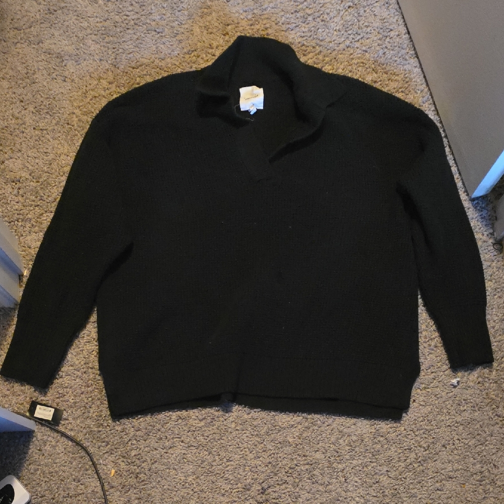 Hunter Green  Collar Knit Sweater